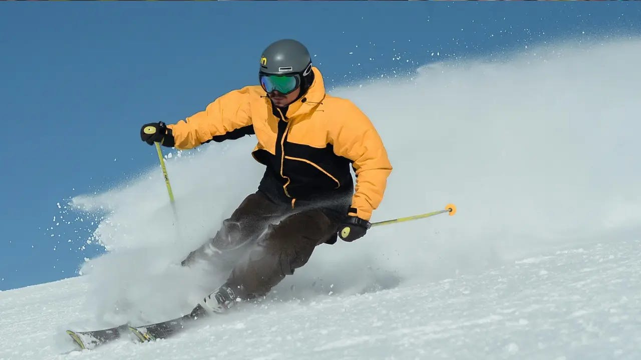Heading To The Ski Fields? Here's How To Avoid Injury